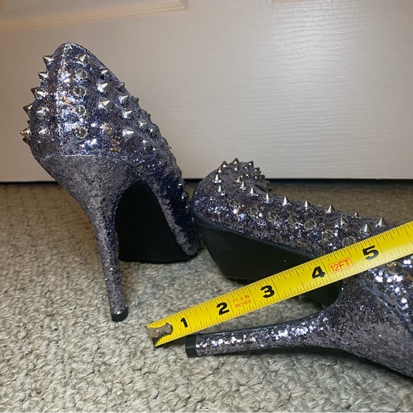 Steve Madden Stud Heels NWOT - Picture 6 of 7